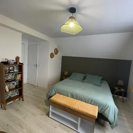 Couette-café Au Nid Du Mont 3*