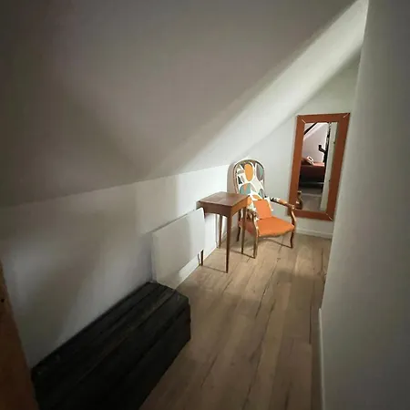 Au Nid Du Mont לינה וארוחת בוקר