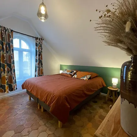 Au Nid Du Mont 3* Le Mont-Saint-Adrien