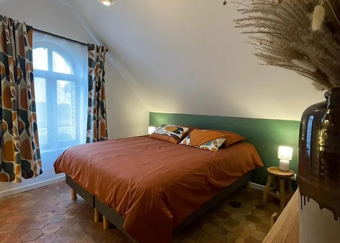 Au Nid Du Mont 3* Le Mont-Saint-Adrien